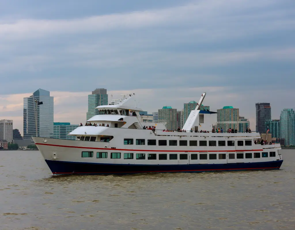 Dutch Apple Cruises